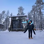 Hotel Invisible Forest & Adults Only 5*