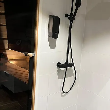 Invisible Forest & Adults Only Ροβανιέμι