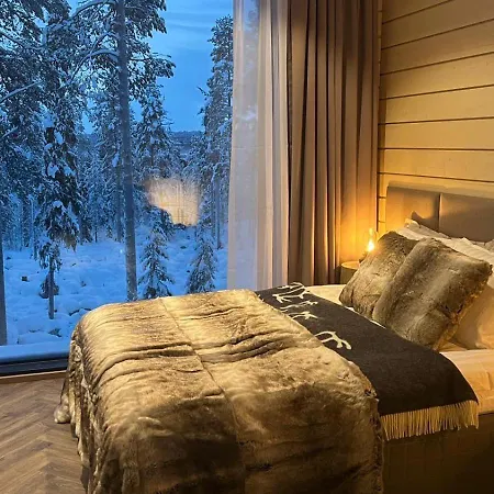 Invisible Forest & Adults Only Szálloda