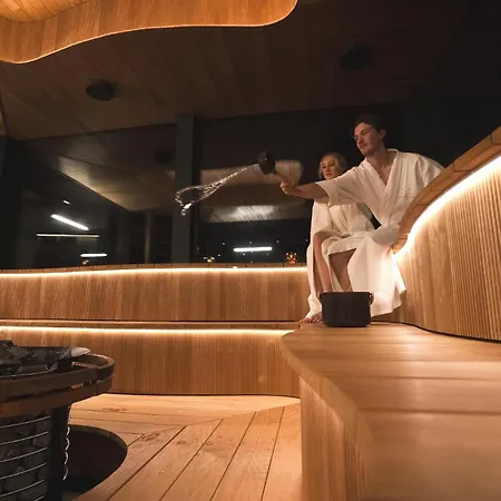 Invisible Forest & Adults Only 5* Rovaniemi