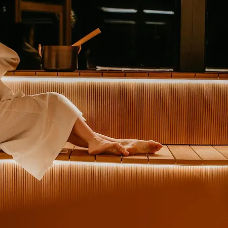 Invisible Forest & Adults Only 5* Rovaniemi