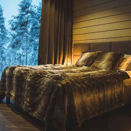 Invisible Forest & Adults Only فندق 5*