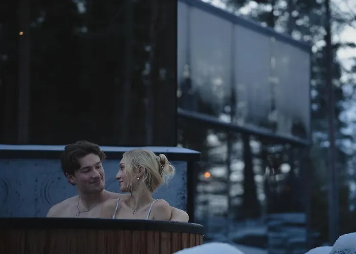 Invisible Forest & Adults Only 5* Rovaniemi