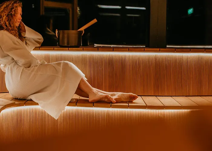 Invisible Forest & Adults Only 5* Rovaniemi