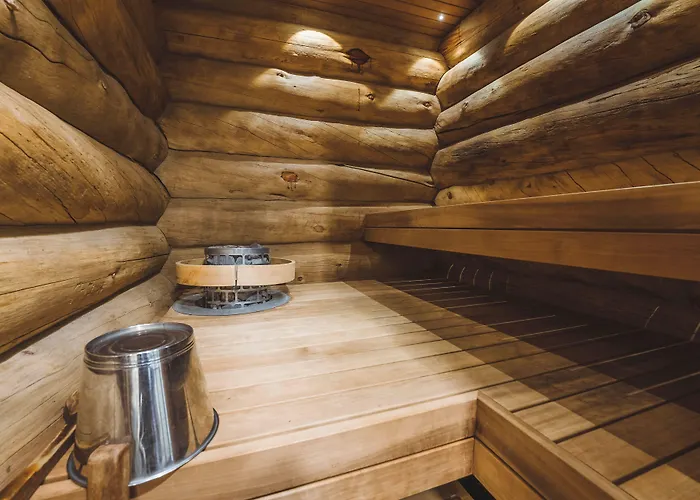 Invisible Forest & Adults Only 5* Rovaniemi